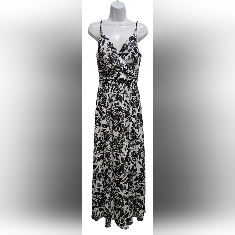 WHITEHOUSE FORMAL GOWN